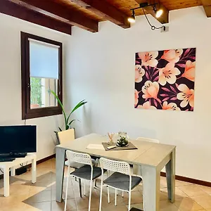  Appartamento Confortevole Studio - Intero Italia