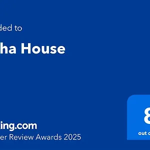 Aicha House Appartamento